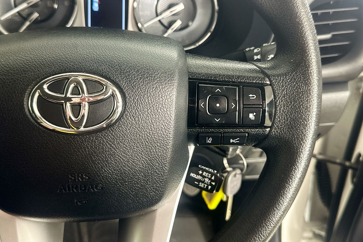 2023 Toyota HILUX SR (4x4) GUN126R 4X4