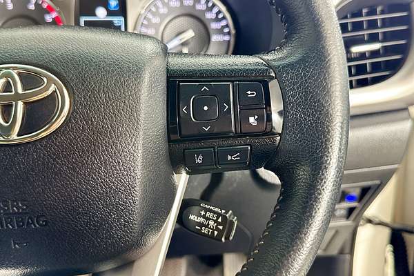 2021 Toyota HILUX SR5 (4x4) GUN126R 4X4