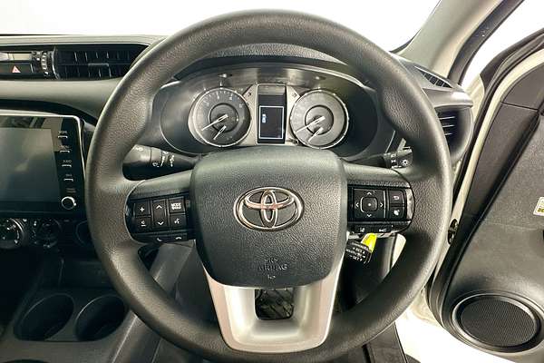 2021 Toyota HILUX SR (4x4) GUN126R FACELIFT 4X4