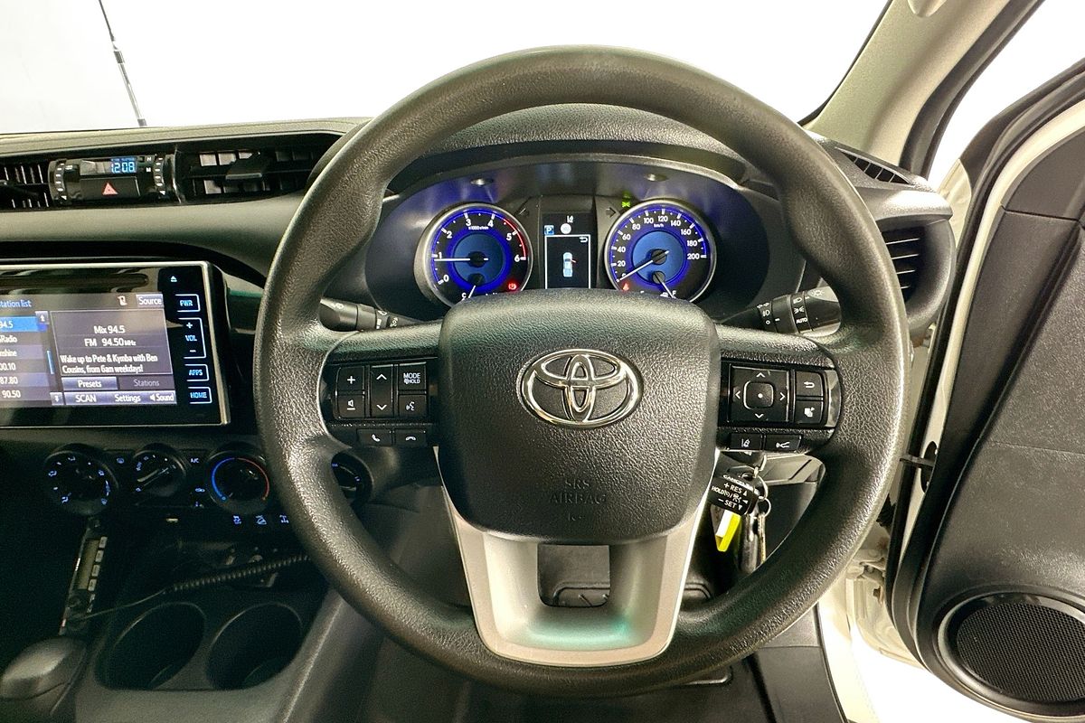 2019 Toyota HILUX SR (4x4) GUN126R MY19 4X4