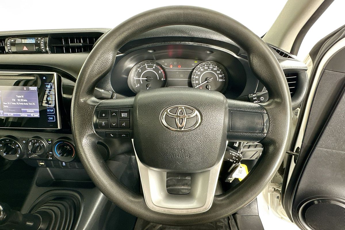 2016 Toyota Hilux WORKMATE GUN122R REAR WHEEL DRIVE