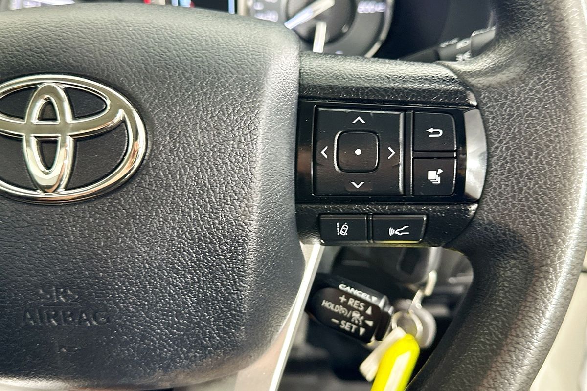 2020 Toyota HILUX WORKMATE HI-RIDER GUN135R FACELIFT 4x2