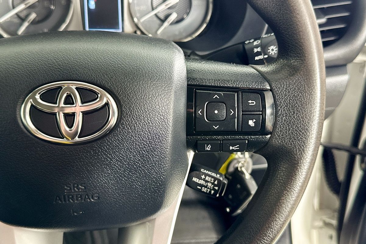 2021 Toyota HILUX SR (4x4) GUN126R 4X4