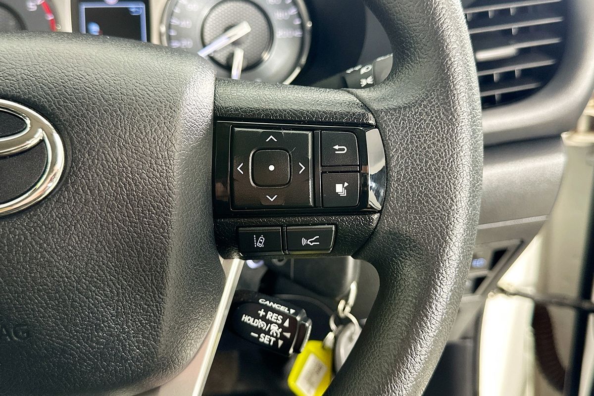 2023 Toyota HILUX SR (4x4) GUN126R 4X4