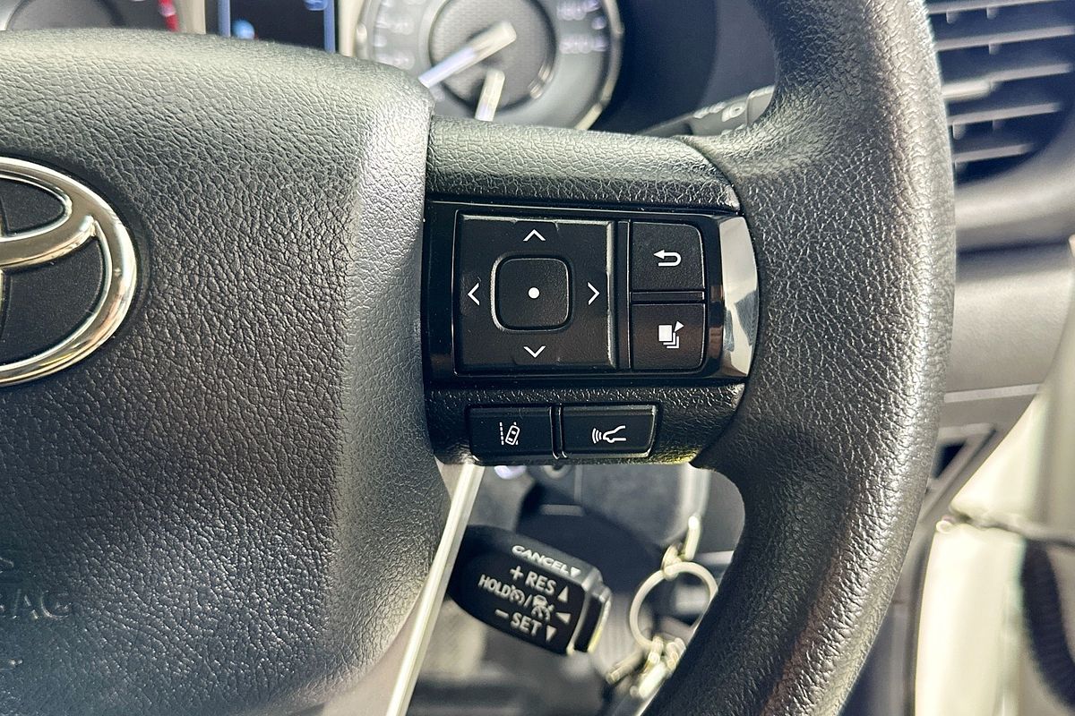 2023 Toyota HILUX SR (4x4) GUN126R 4X4