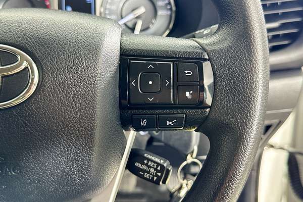 2023 Toyota HILUX SR (4x4) GUN126R 4X4