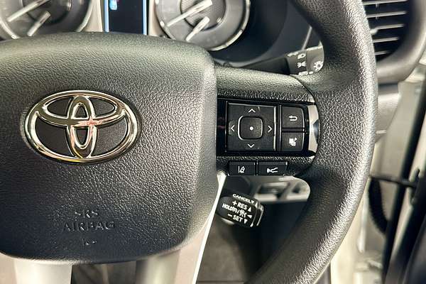 2024 Toyota HILUX SR 48V (4x4) GUN126R 4X4