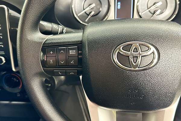 2022 Toyota HILUX SR (4x4) GUN126R 4X4