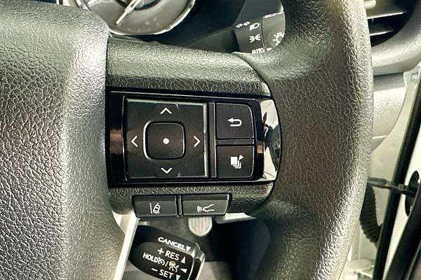 2025 Toyota HILUX SR 48V (4x4) GUN126R RC 4X4