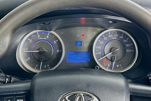 2018 Toyota Hilux SR GUN126R 4X4