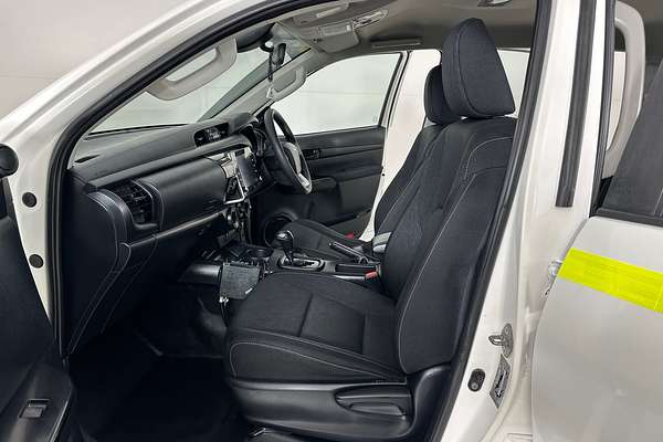 2021 Toyota HILUX SR GUN126R 4X4