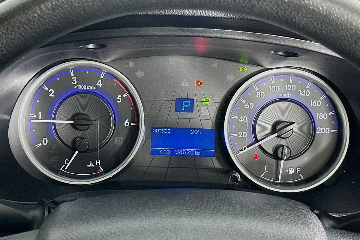 2018 Toyota HILUX SR (4x4) GUN126R MY17 4X4