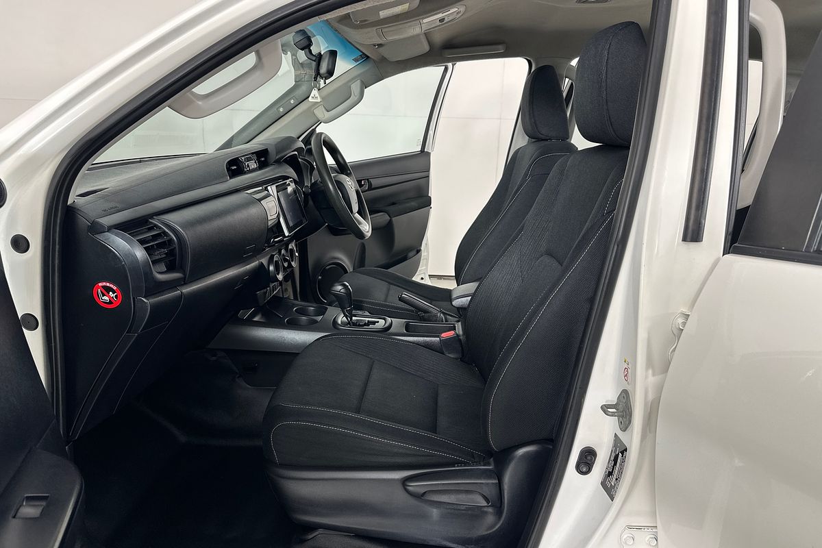 2018 Toyota HILUX SR GUN126R 4X4