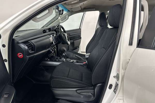 2018 Toyota HILUX SR GUN126R 4X4