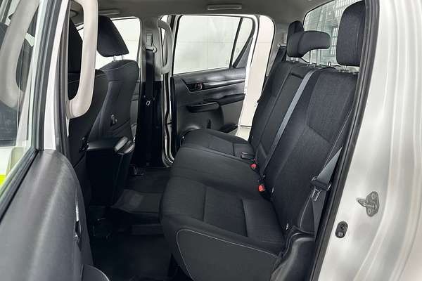 2022 Toyota HILUX SR (4x4) GUN126R 4X4