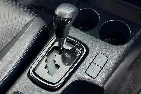 2021 Toyota HILUX ROGUE (4x4) GUN126R 4X4
