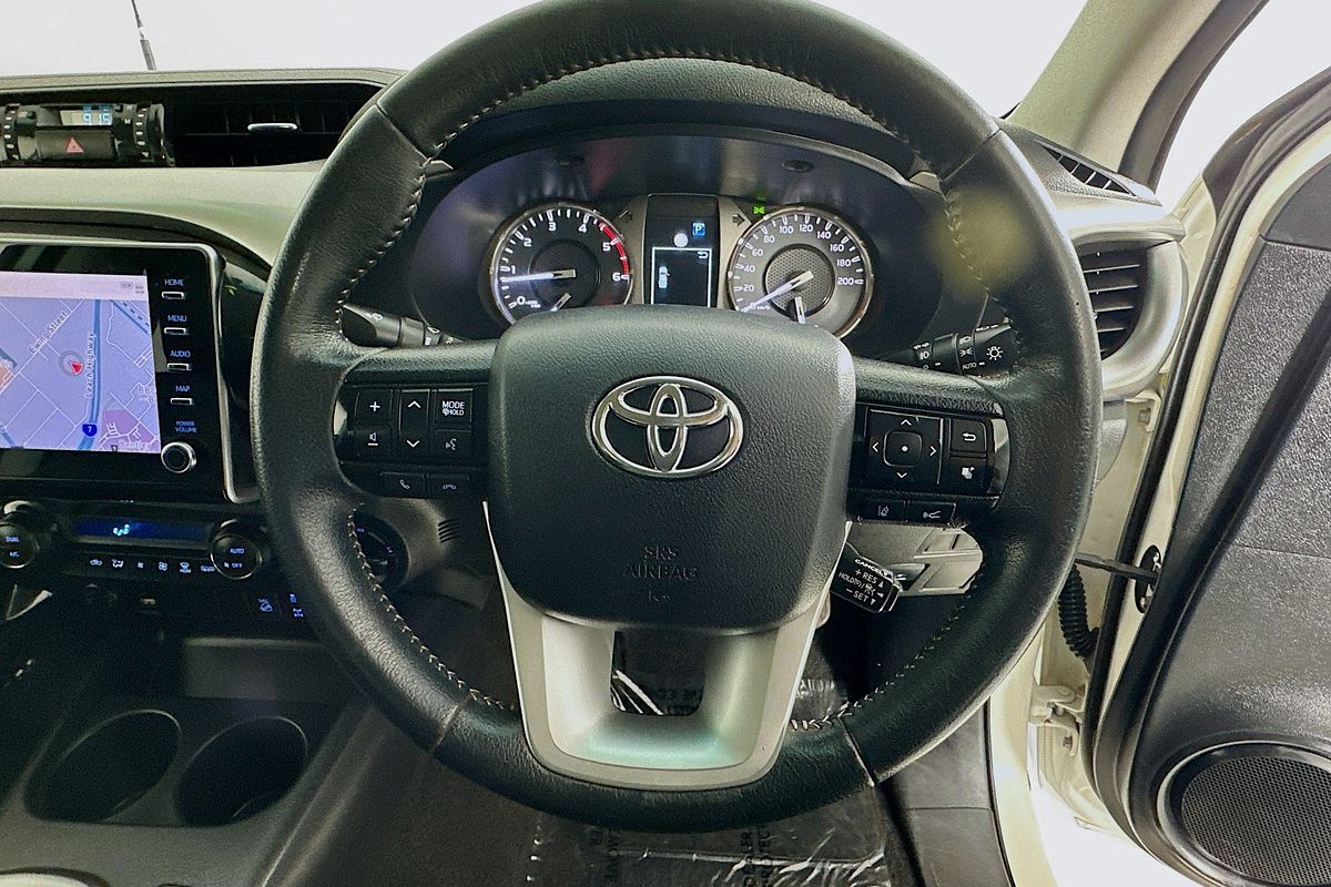 2021 Toyota HILUX SR5 GUN126R 4X4
