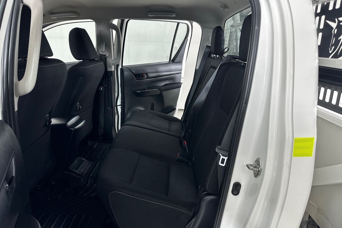 2021 Toyota HILUX SR (4x4) GUN126R 4X4