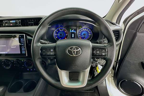 2019 Toyota HILUX SR (4x4) GUN126R MY19 4X4