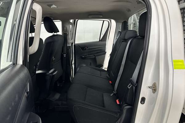 2022 Toyota HILUX SR (4x4) GUN126R 4X4