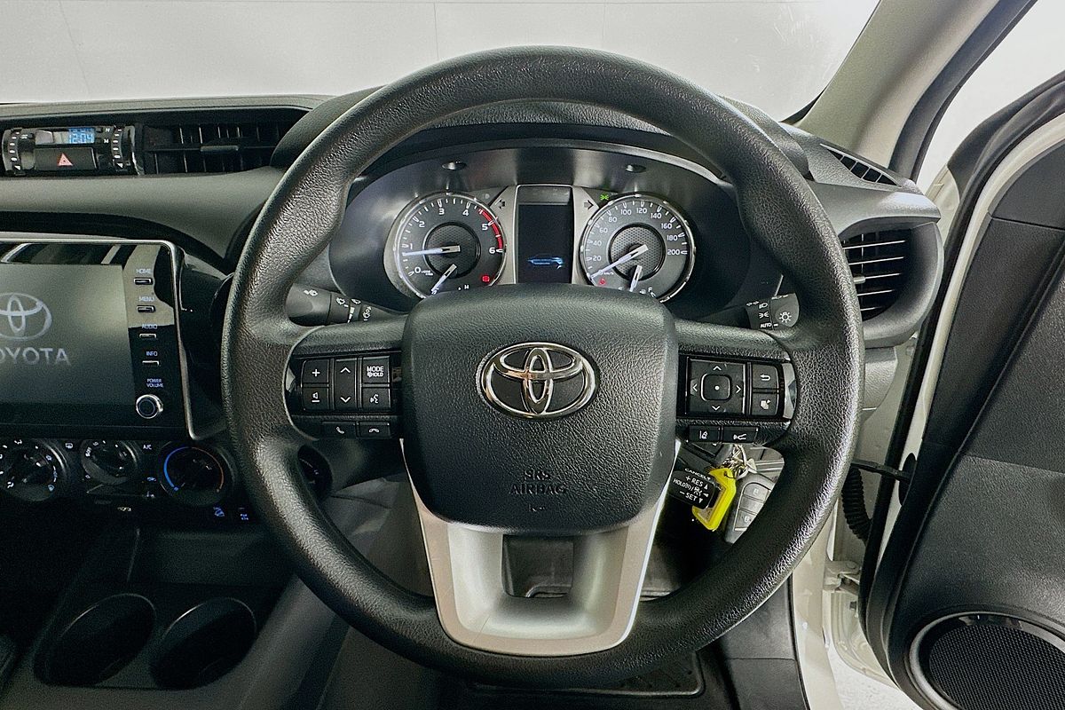 2024 Toyota HILUX SR (4x4) GUN126R 4X4