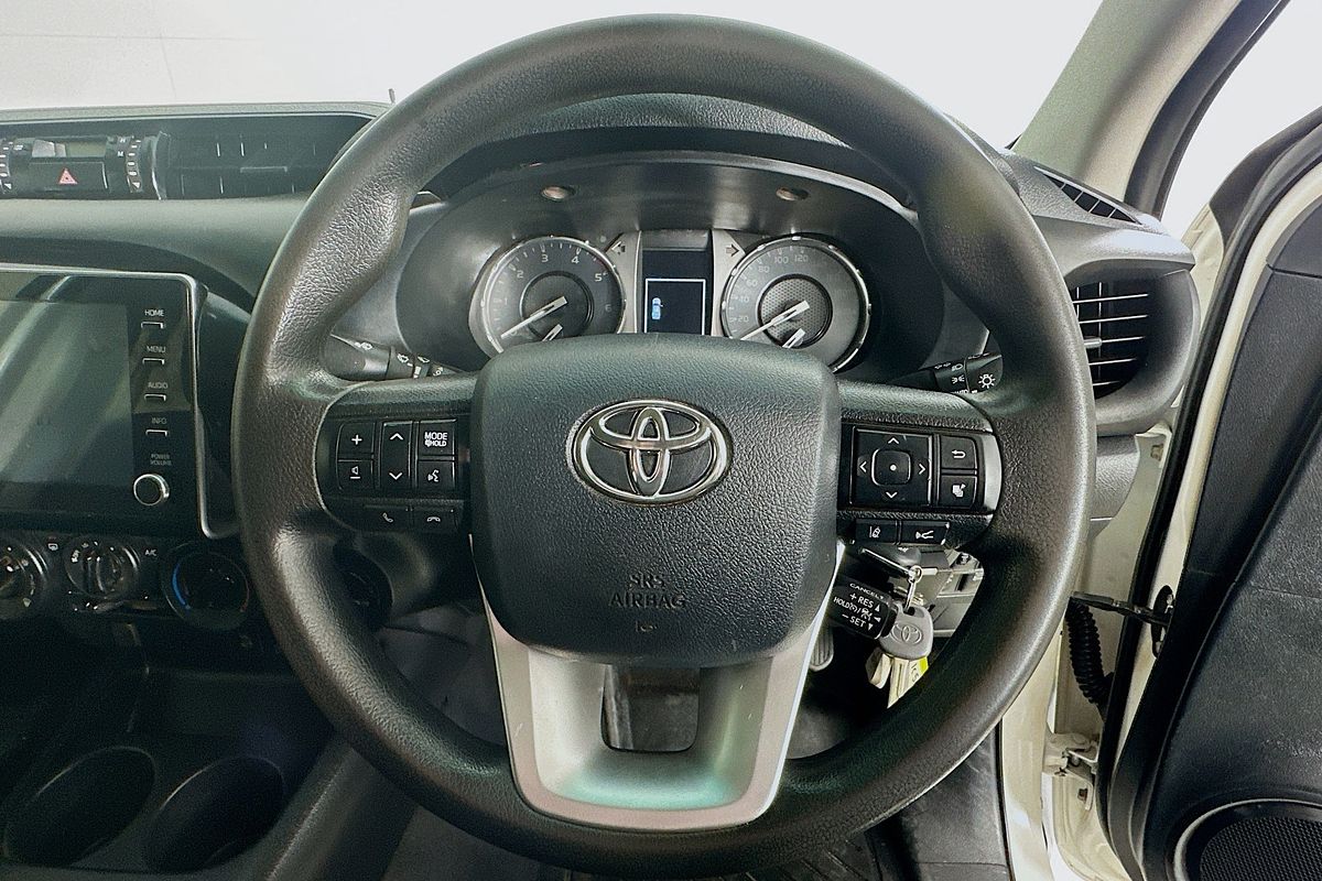 2021 Toyota HILUX SR (4x4) GUN126R FACELIFT 4X4
