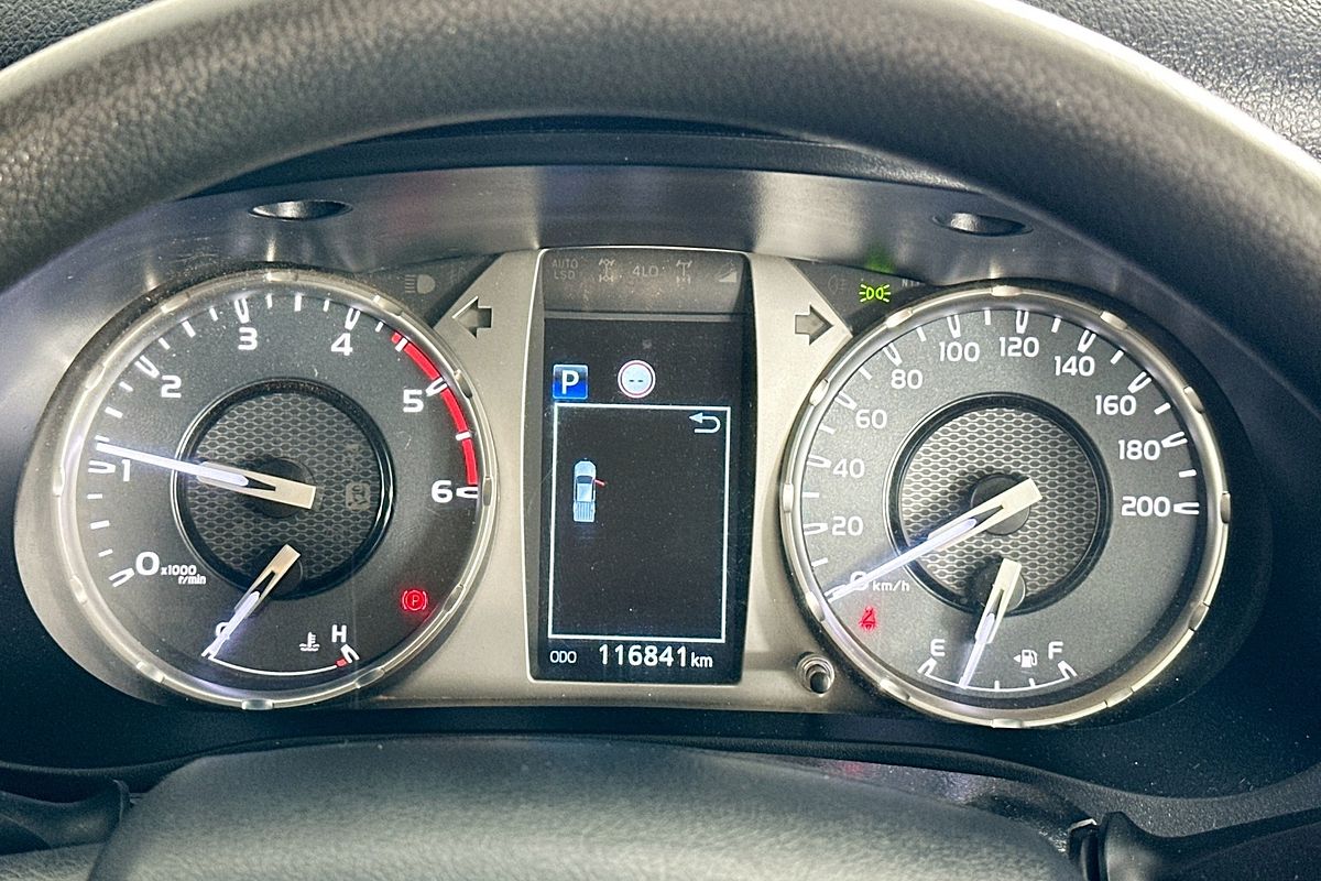 2021 Toyota HILUX SR (4x4) GUN126R FACELIFT 4X4