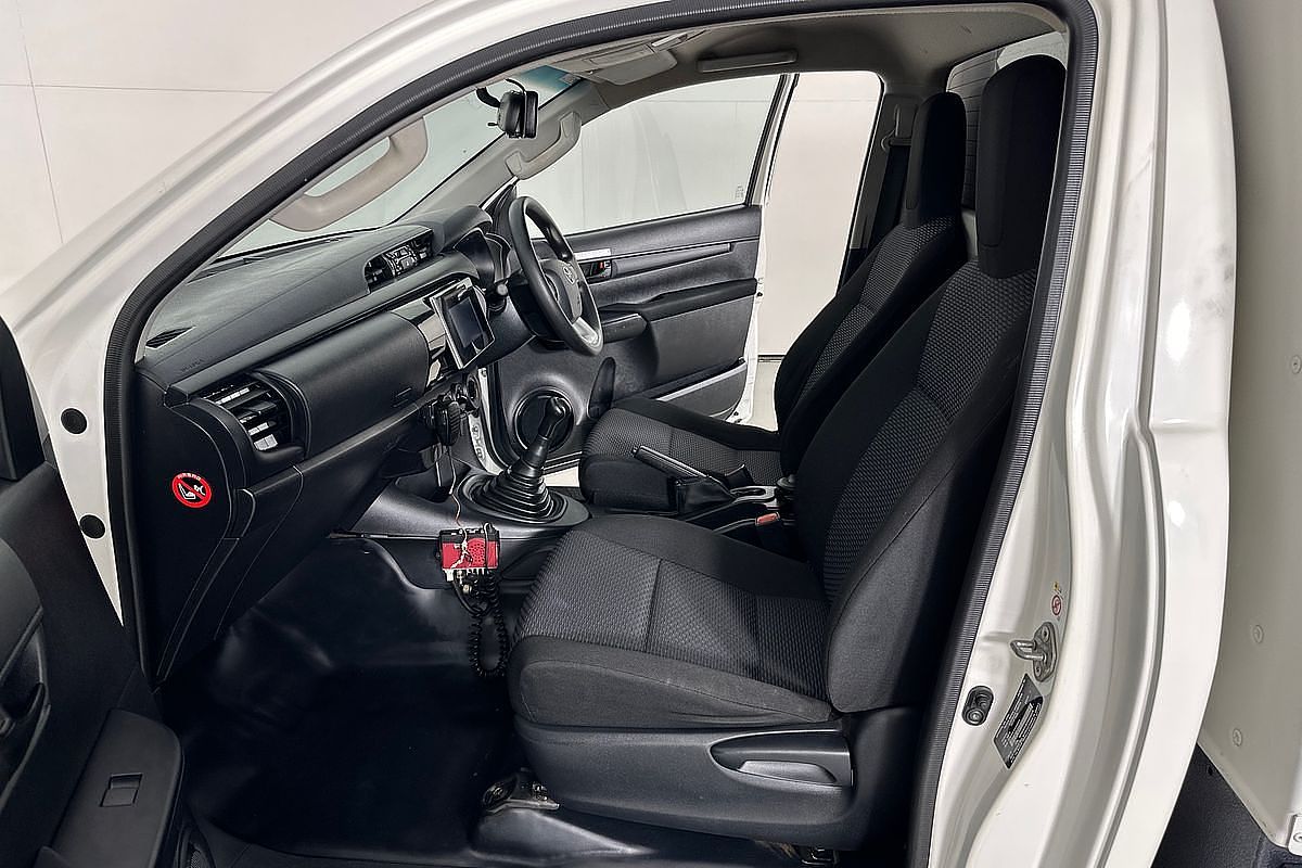 2018 Toyota HILUX WORKMATE GUN122R MY17 REAR WHEEL DRIVE