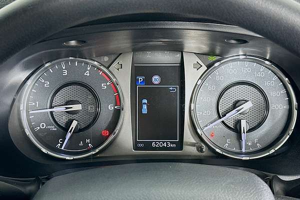 2021 Toyota HILUX SR (4x4) GUN126R FACELIFT 4X4