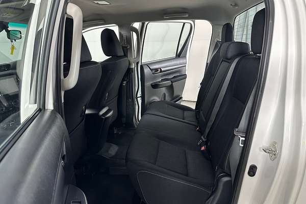 2022 Toyota HILUX SR (4x4) GUN126R 4X4