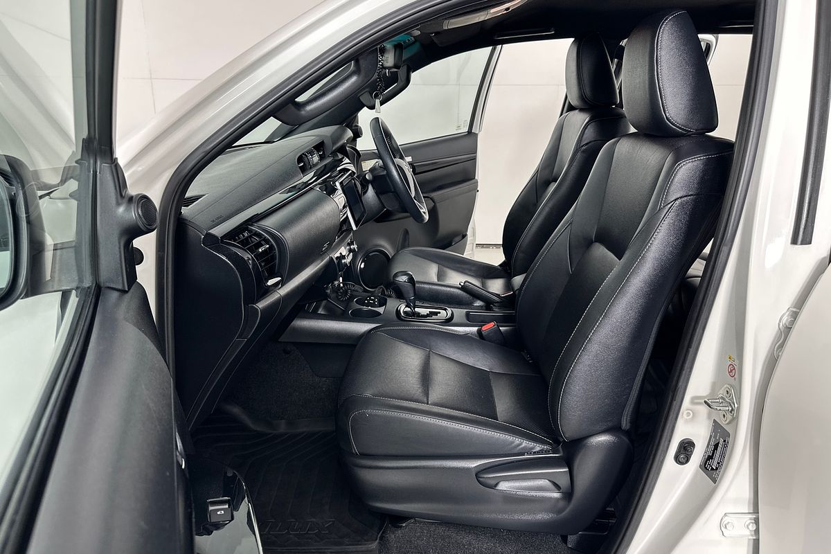 2019 Toyota HILUX RUGGED X (4x4) GUN126R MY19 UPGRADE 4X4