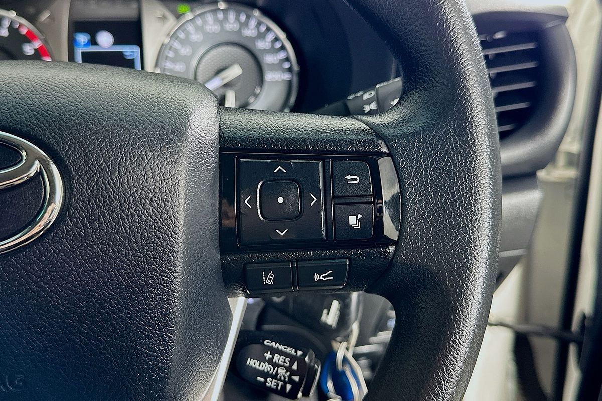 2020 Toyota HILUX SR GUN126R 4X4