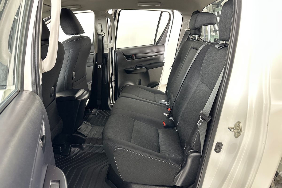 2022 Toyota HILUX SR (4x4) GUN126R 4X4