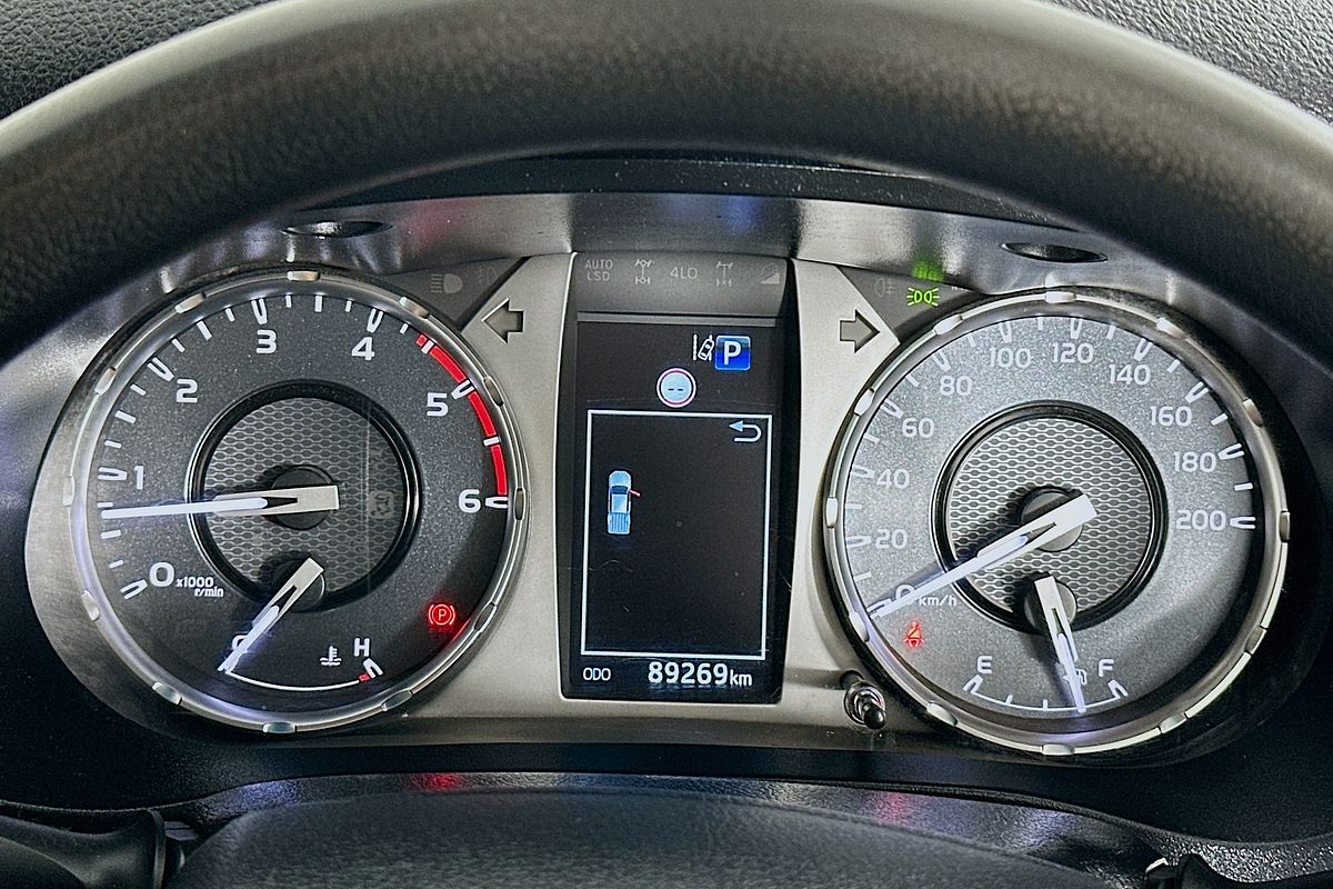 2022 Toyota HILUX SR (4x4) GUN126R 4X4