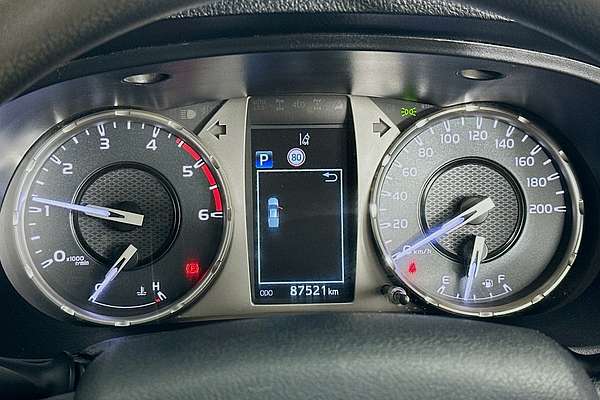 2020 Toyota HILUX SR (4x4) GUN126R FACELIFT 4X4