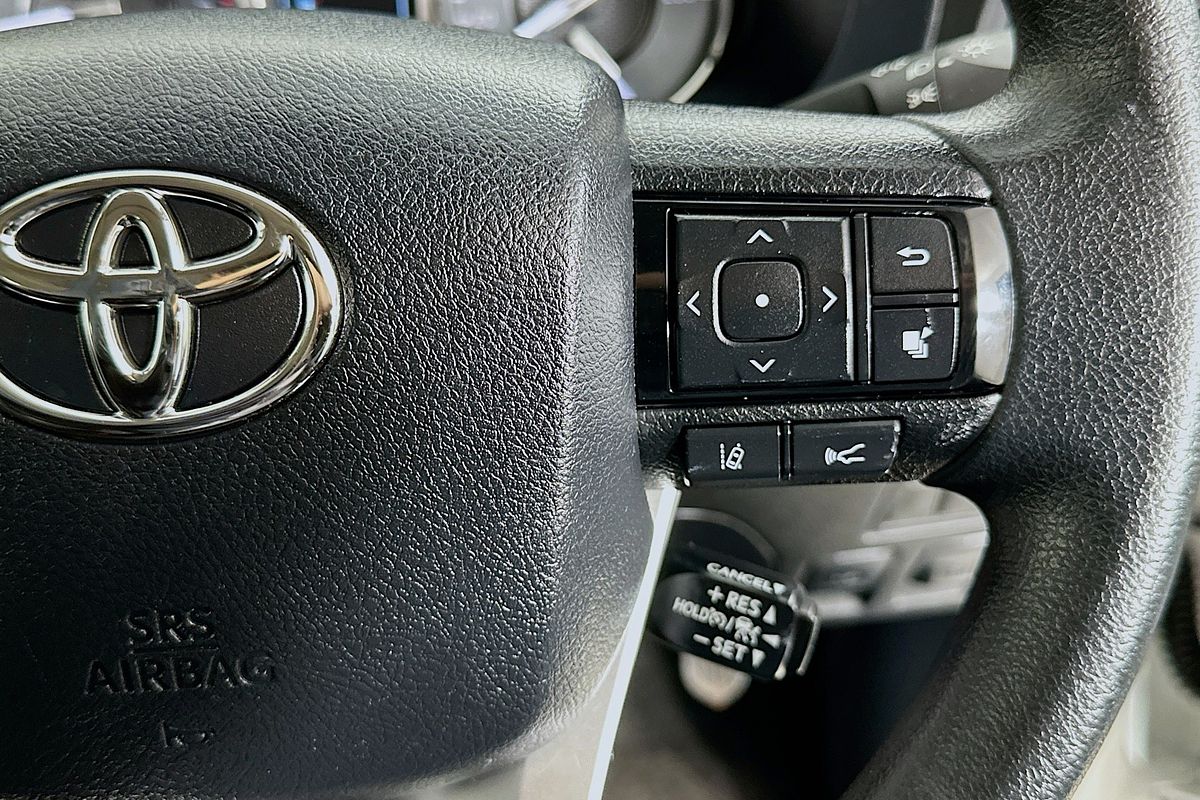 2024 Toyota Hilux SR 48V GUN126R 4X4