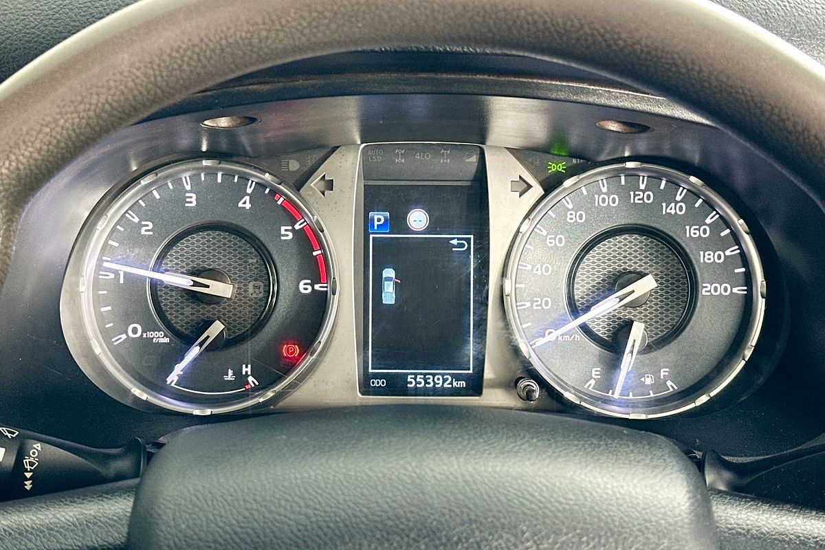2021 Toyota HILUX SR (4x4) GUN126R FACELIFT 4X4