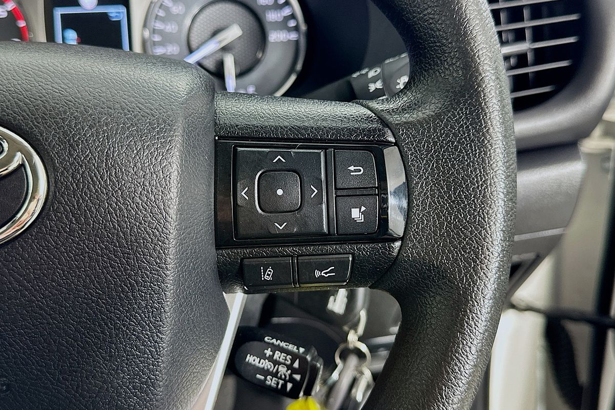2022 Toyota HILUX SR HI-RIDER (4x2) GUN136R REAR WHEEL DRIVE
