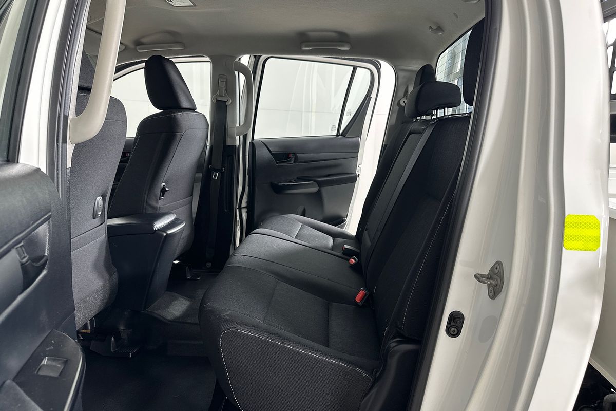 2021 Toyota HILUX SR (4x4) GUN126R FACELIFT 4X4