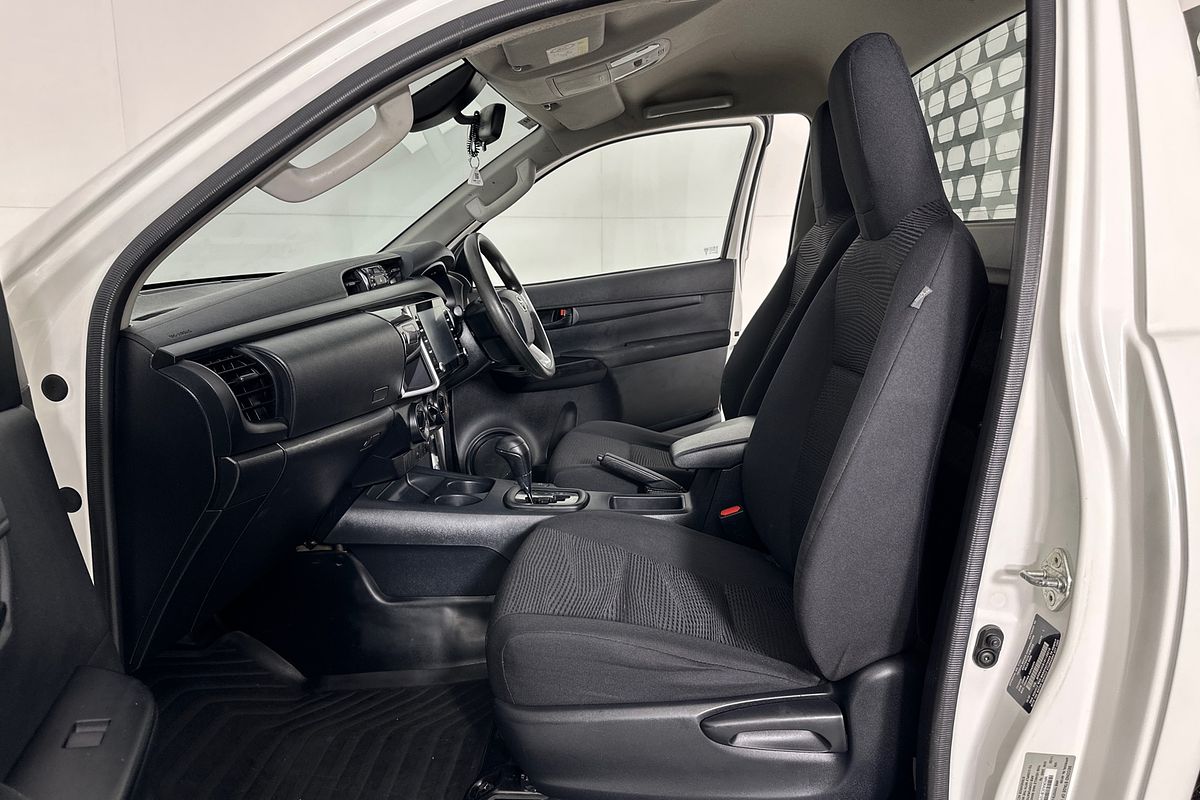 2020 Toyota HILUX SR (4x4) GUN126R MY19 UPGRADE