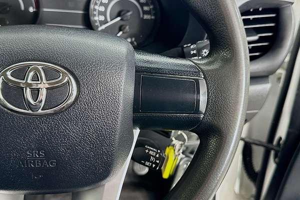2017 Toyota HILUX WORKMATE GUN122R REAR WHEEL DRIVE