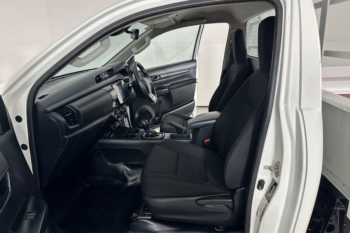 2019 Toyota HILUX SR (4x4) GUN126R MY19 4X4