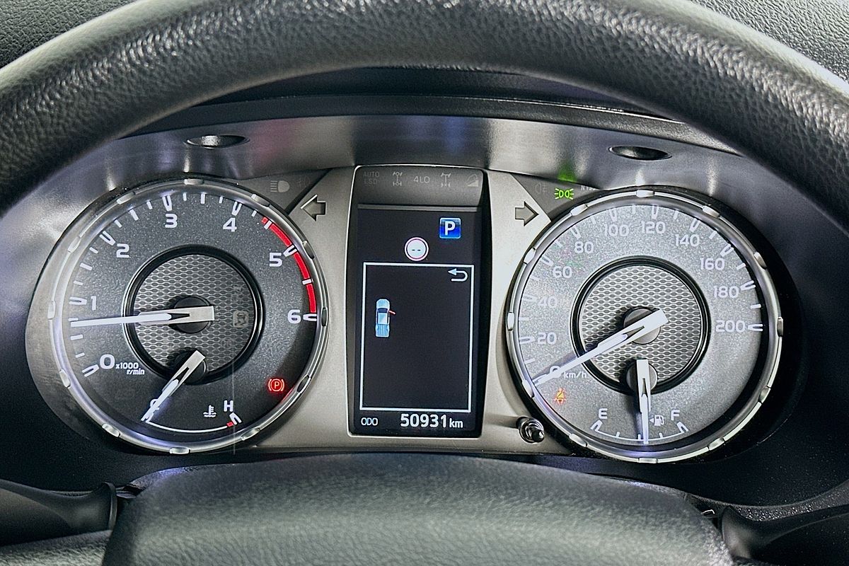 2021 Toyota HILUX SR (4x4) GUN126R 4X4