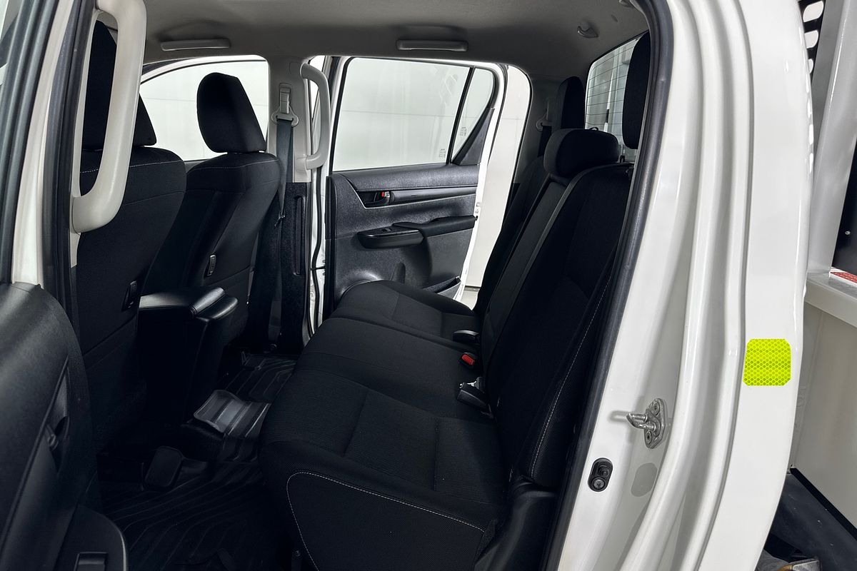 2021 Toyota HILUX SR (4x4) GUN126R FACELIFT 4X4