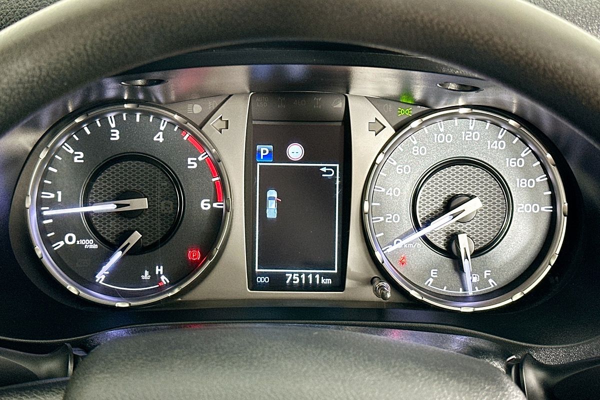 2021 Toyota HILUX SR (4x4) GUN126R FACELIFT 4X4