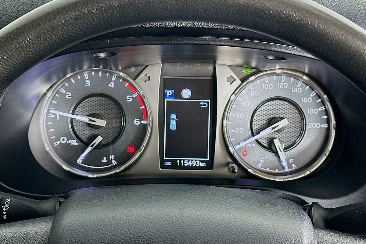 2021 Toyota HILUX SR (4x4) GUN126R 4X4