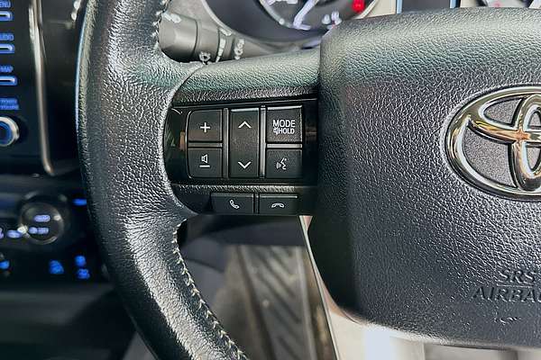 2021 Toyota HILUX SR5+ (4x4) GUN126R FACELIFT 4X4