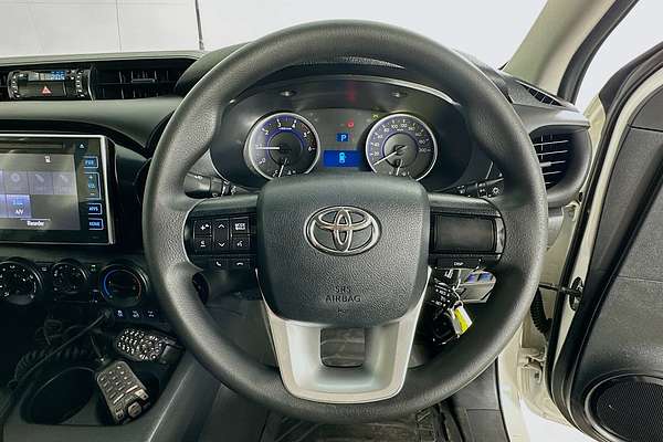 2019 Toyota HILUX SR (4x4) GUN126R MY19 UPGRADE 4X4