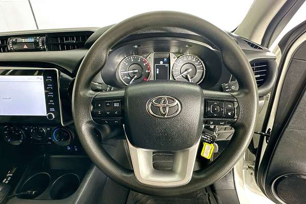 2022 Toyota HILUX SR (4x4) GUN126R 4X4