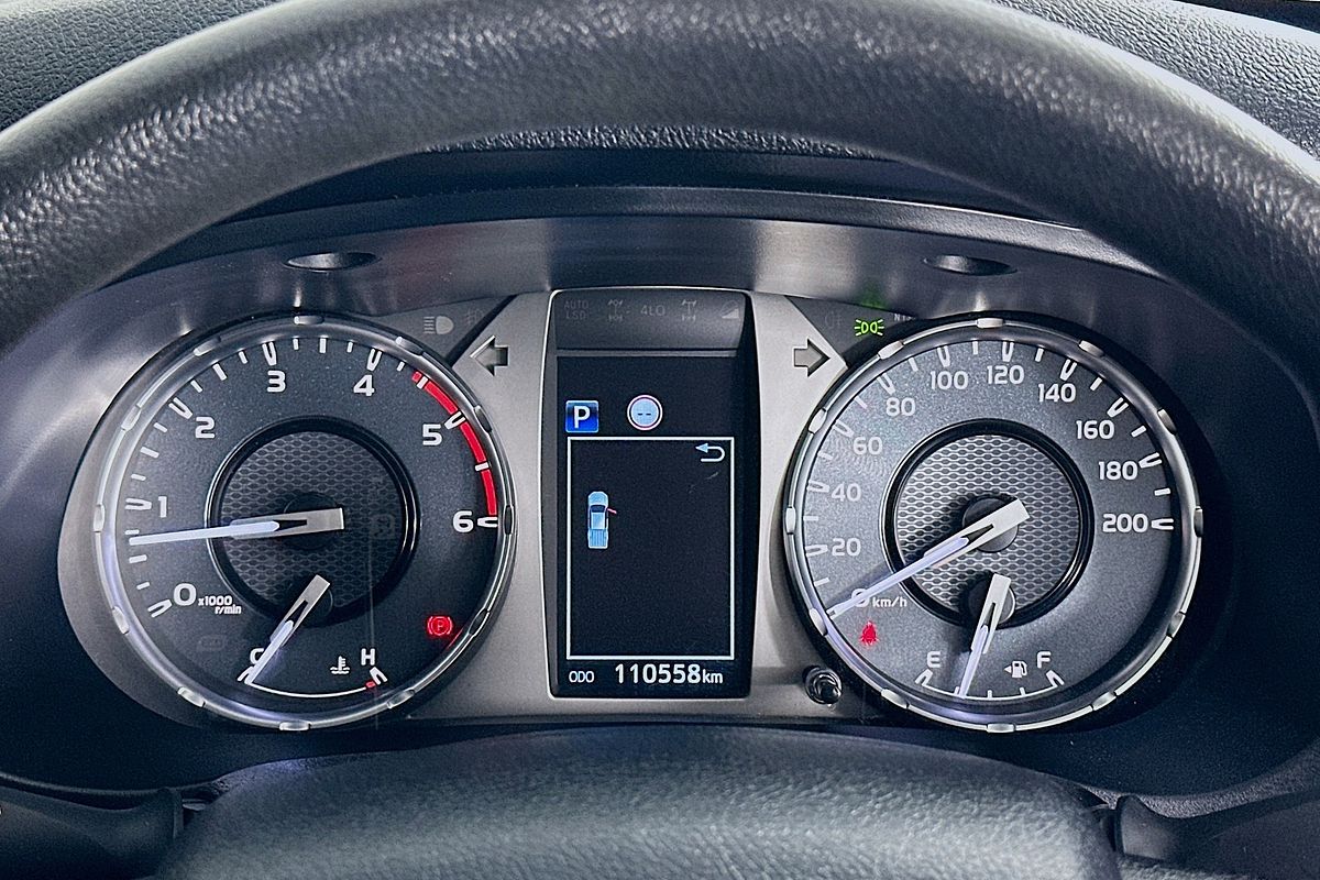 2021 Toyota HILUX SR (4x4) GUN126R FACELIFT 4X4